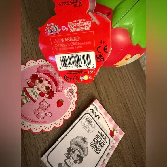 LOL Surprise The World of Strawberry Shortcake (Strawberry Shortcake Ultra-Rare) - Picture 6 of 6